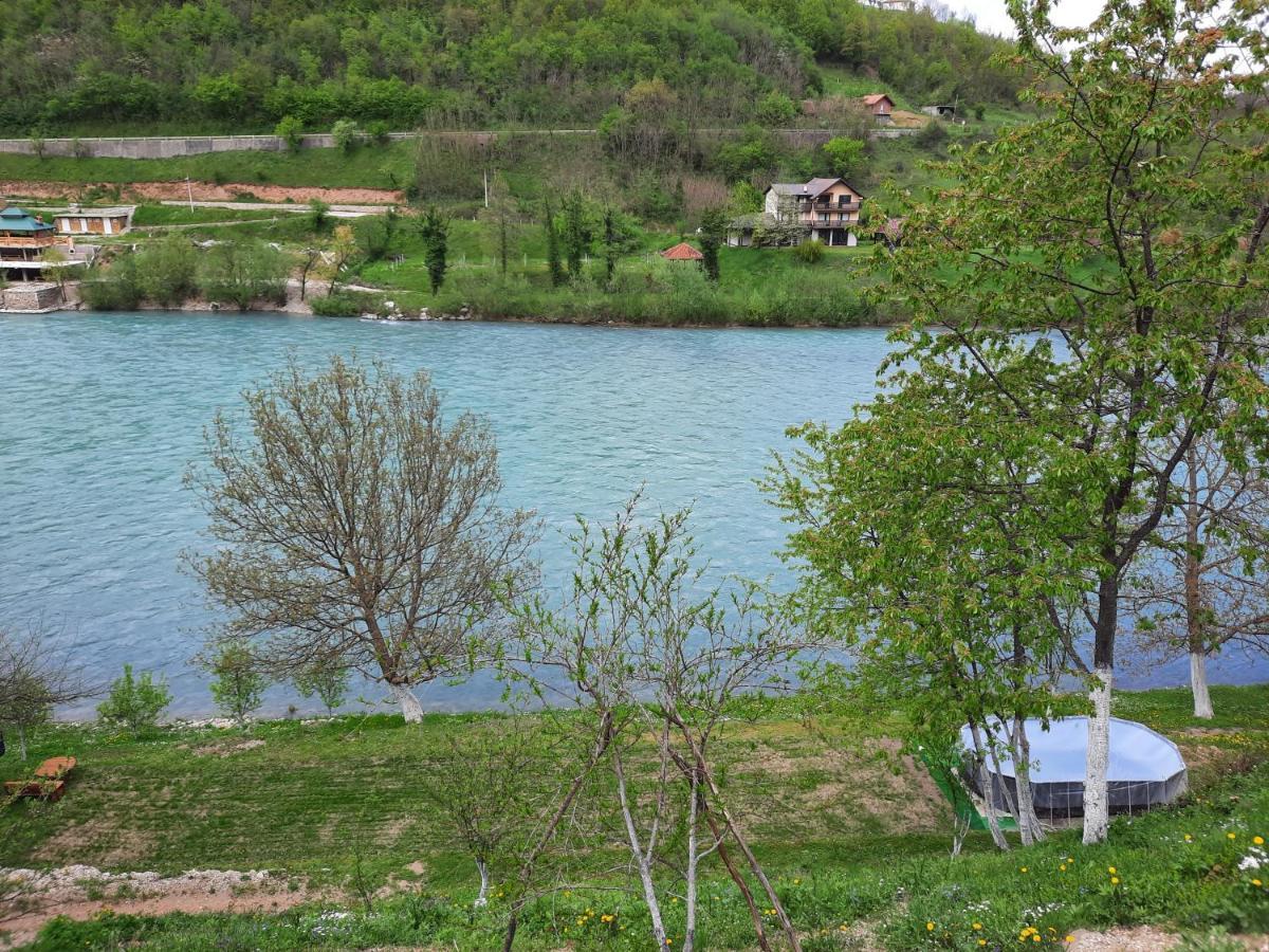 Apartmani Vila Na Drini Foca Zewnętrze zdjęcie