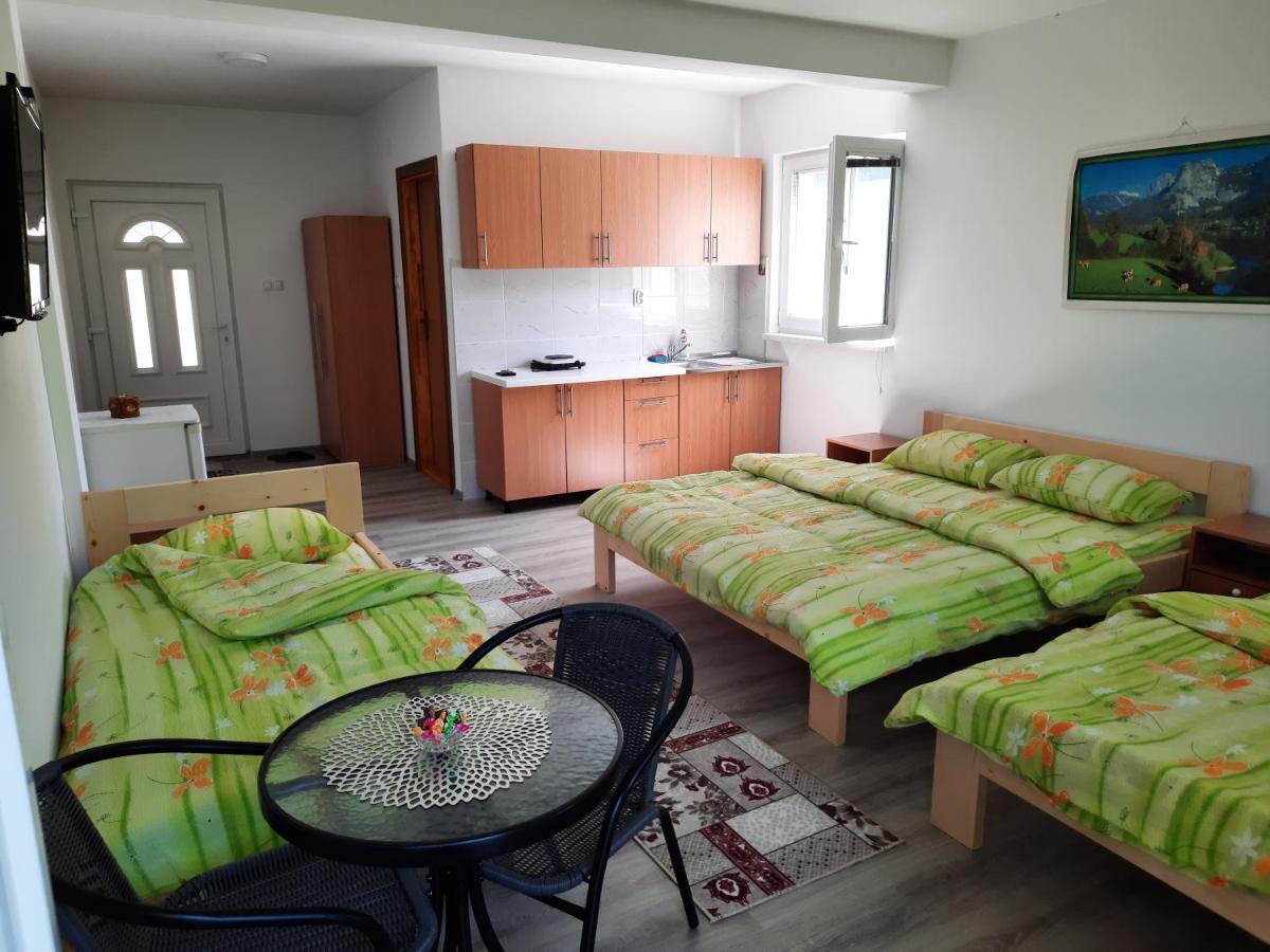 Apartmani Vila Na Drini Foca Zewnętrze zdjęcie