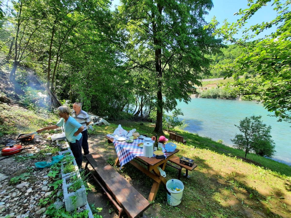 Apartmani Vila Na Drini Foca Zewnętrze zdjęcie